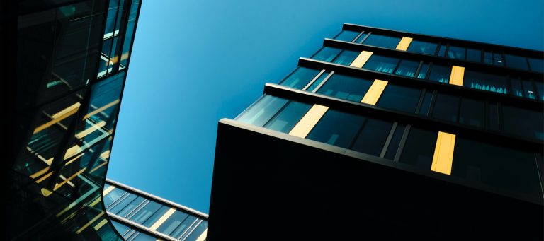 Erste Immobilie kaufen: Steuervorteile der Immobilien-GmbH